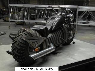 Motocicleta "Humanoid City Tour" - Motocicleta "Humanoid City Tour" Aceasta - ㋖ToKio HotEl㋖